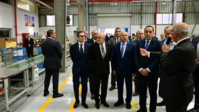 باستثمارات نصف مليار جنيه رئيس الوزراء يفتتح مصنع 