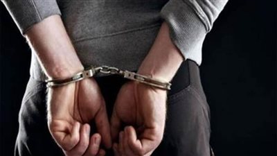 ضبط مدير مطبعة بالقاهرة لطباعته كتبا دراسية بدون تفويض