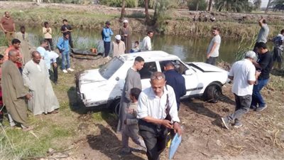 مصرع شخص في حادث سقوط سيارة ملاكي بترعة أسيوط