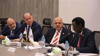 حازم حسني يحتفظ برئاسة الاتحاد الأفريقي للرماية بالتزكية 