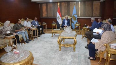 بالصور.. محافظ الغربية يناقش مقترح موازنة العام المالي الجديد وتعظيم الإيرادات
