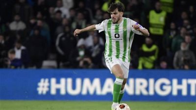 أسد أطلس يقود بيتيس لإسقاط ليون بالدوري الأوروبي