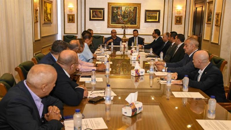 جامب من الإجتماع