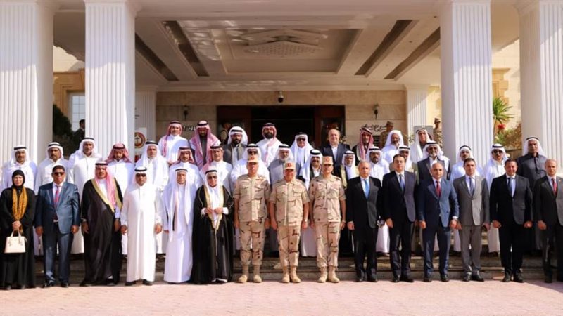 صورة تذكارية للقاء