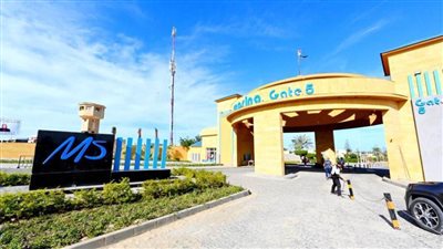 وزير الإسكان يتفقد مشروع 