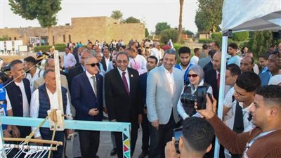 افتتاح معرض التكتلات الاقتصادية بمعبد دندرة ضمن مهرجان قنا للحرف التراثية