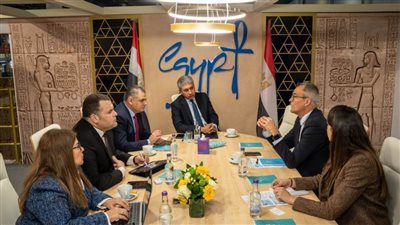 وزير السياحة والآثار يستكمل لقاءاته المهنية بالعاصمة البريطانية لندن مع منظمي الرحلات الدوليين