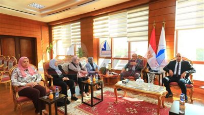 لجنة الهيئة القومية لضمان جودة التعليم والاعتماد تزور كلية طب الفم والأسنان بكفر الشيخ 