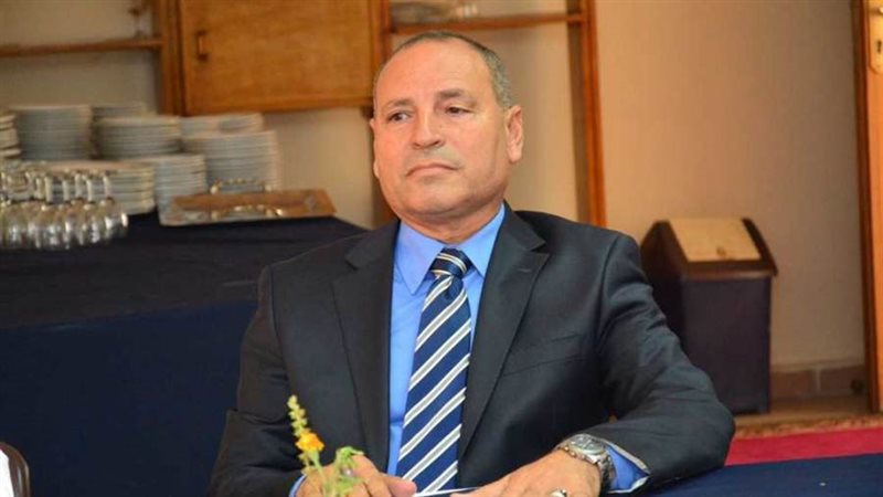 الدكتور إبراهيم صابر