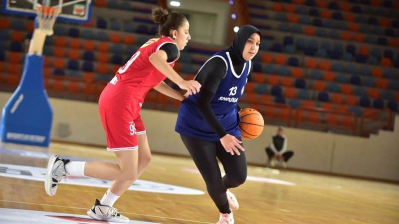 سيدات سلة الأهلي