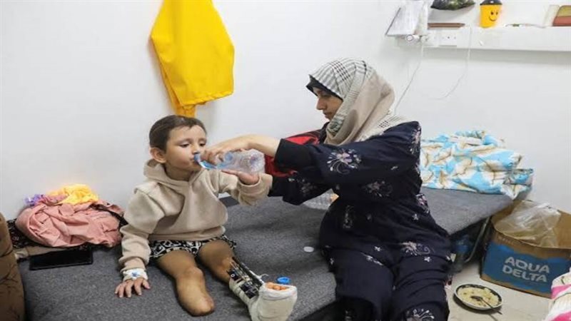 طفل مبتور القدم