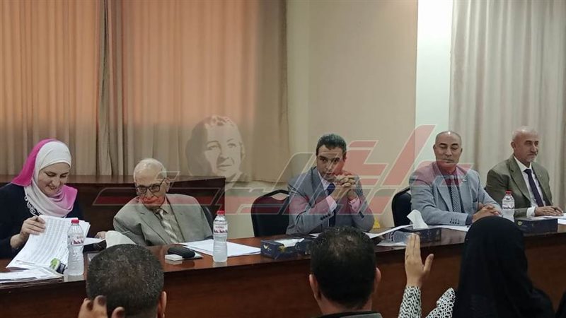 لجنة الوظائف الإشرافية