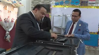 القاضي حازم بدوي يدلي بصوته .. ويباشر مهامه بالإشراف على الانتخابات البرلمانية