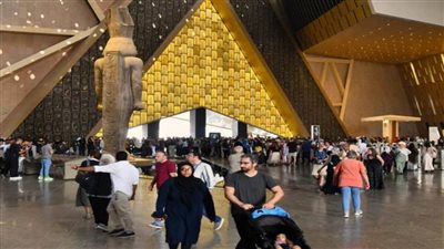 المتحف المصري الكبير يستقبل 19 ألف زائر يومياً