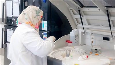 رئيس الرعاية الصحية: 31 مليون فحص معملي تم إجراؤها بمحافظات التأمين الصحي الشامل