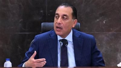 رئيس الوزراء: نعمل علي توطين صناعة السيارات الكهربائية