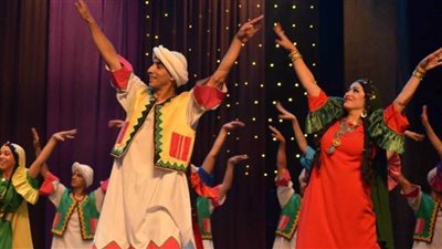 في أمسية فنية استعراضية مميزة.. فرقة رضا للفنون الشعبية تواصل تألقها بالبالون