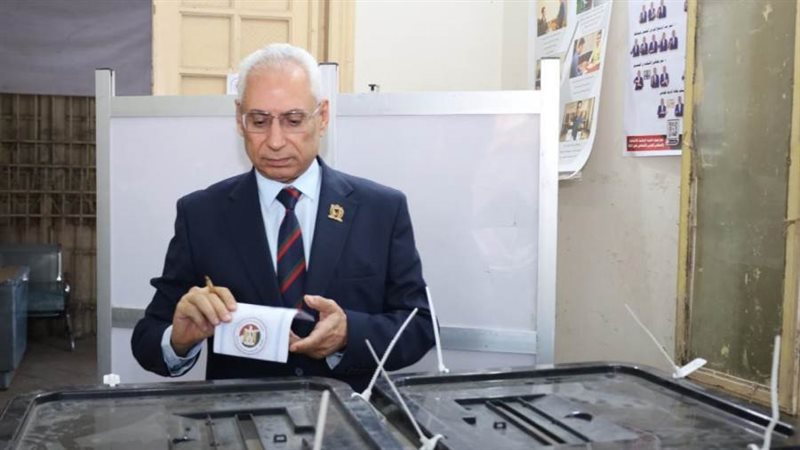 رئيس جامعة المنيا