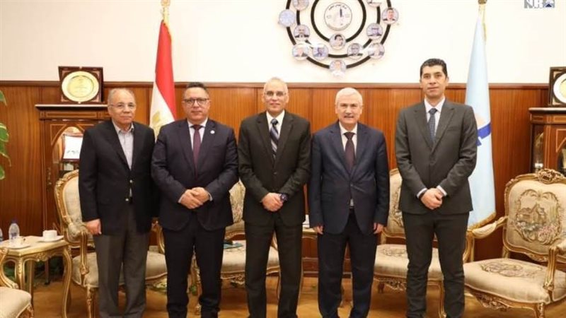 جانب من لقاء رئيس