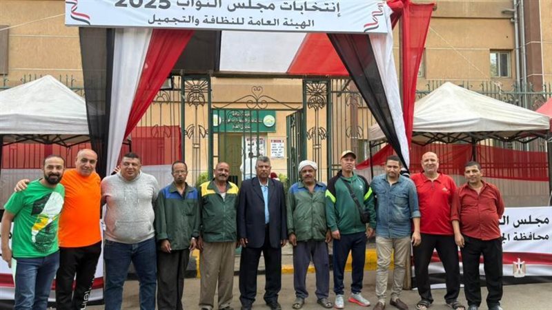 عمال الخدمات الإدارية