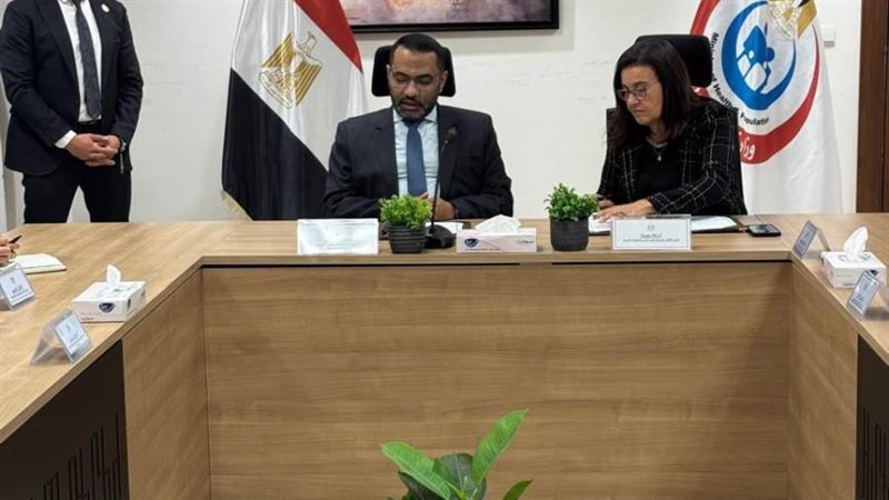 خلال توقيع بروتوكول