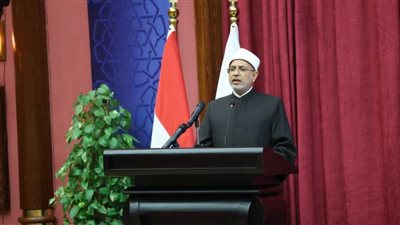 رئيس جامعة الأزهر للطلاب الوافدين: احملوا الأمانة وكونوا على قدر المسؤولية