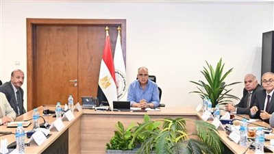   اللجنة الدائمة لتنظيم إيراد نهر النيل تستعرض جهود التعامل مع أي طوارئ مائية محتملة