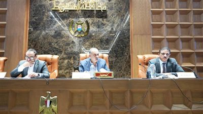 محافظ أسيوط: دراسة إنشاء أول ناد للذكاء الاصطناعي على مستوى المحافظة لخدمة الشباب 