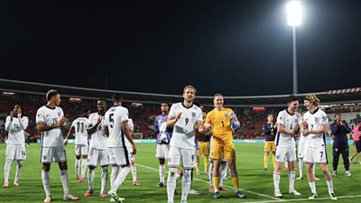 منتخب إنجلترا يعبر صربيا بثنائية المدفعجية