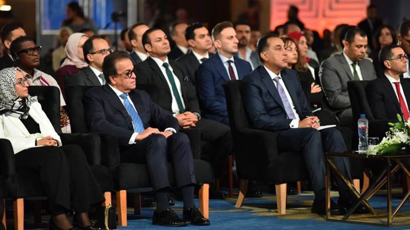 رئيس الوزراء ووزير