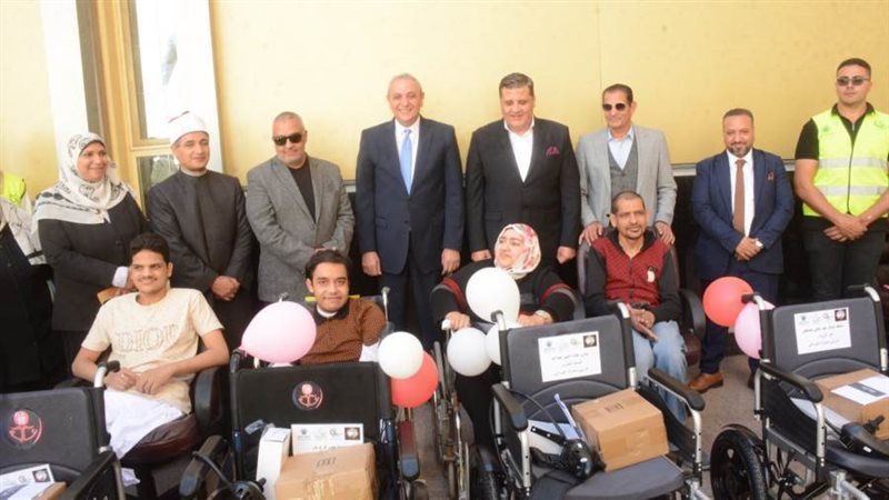 محافظ الغربية خلال