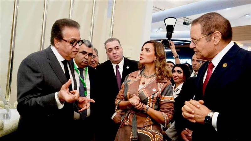 وزير الصحة في جناح