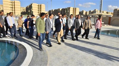 محافظ أسيوط يتفقد مواقع مقترحة لإنشاء أول نادٍ للذكاء الاصطناعي بالمحافظة 