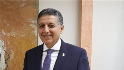 سفير مصر بأثينا: تطوير منظومة العمل القنصلي أتاح التواصل مع الجالية واختصر الوقت لإنهاء المعاملات