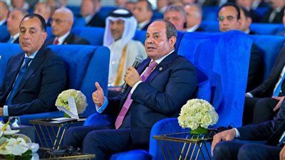 الرئيس السيسي: مصر تتمتع بفرص واعدة بفضل موقعها الجغرافي المتميز ووجود قناة السويس كممر ملاحي عالمي