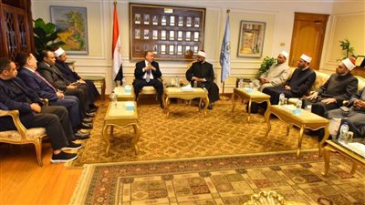 محافظ أسيوط يدرس مع أمين مجمع البحوث الإسلامية تعزيز الشراكة في نشر الوعي الديني