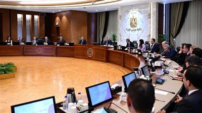 رئيس الوزراء يتابع جهود إتاحة المزيد من التيسيرات لإجراءات دخول السائحين من مختلف المنافذ