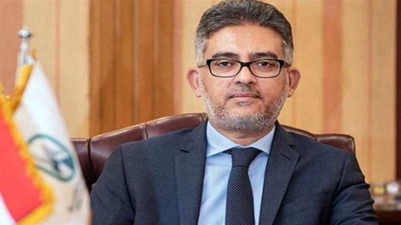 أحمد عبد العزيز نائبا