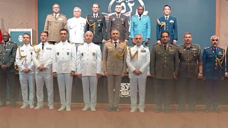 احتفالات مكاتب الدفاع