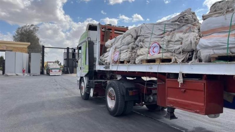 قافلة شاحنات المساعدات