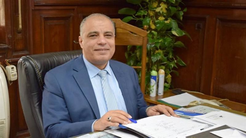 الدكتور علاء عزوز