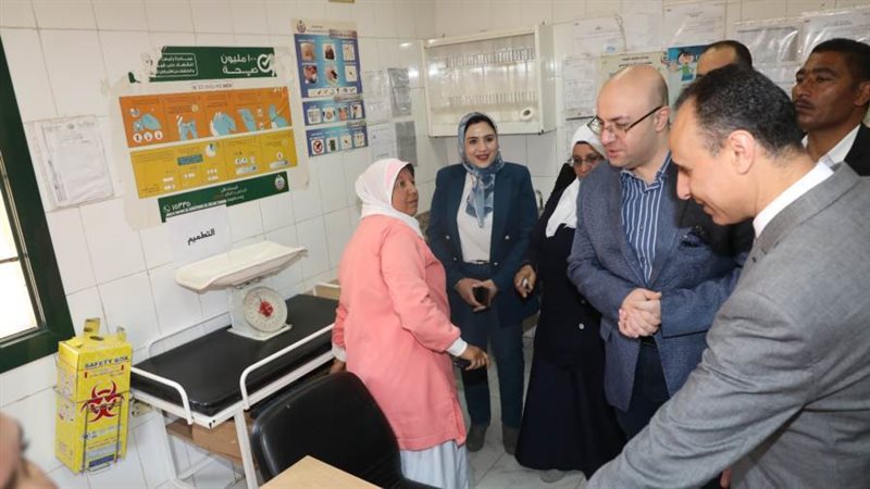 محافظ بنى سويف يتفقد