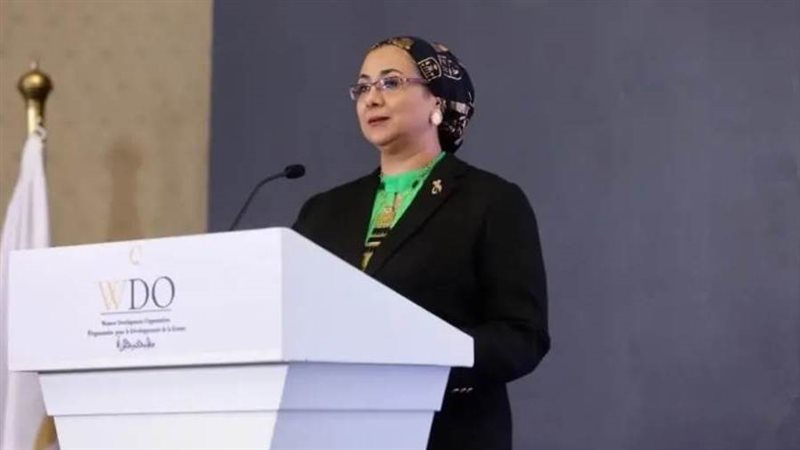 أمل عمار رئيسة المجلس