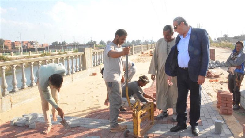 محافظ الغربية خلال