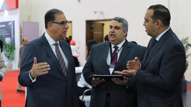 جانب من الزياره بمركز