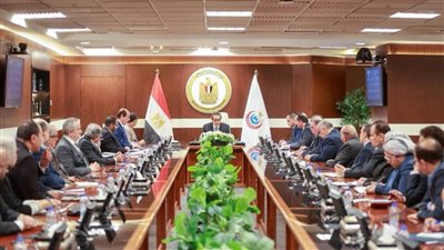   وزير الصحة يترأس الاجتماع الدوري لقيادات الوزارة لمناقشة أهم الملفات الراهنة