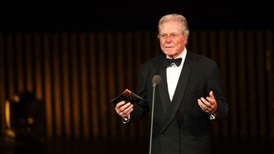 حسين فهمي: مستقبل السينما في التكنولوجيا