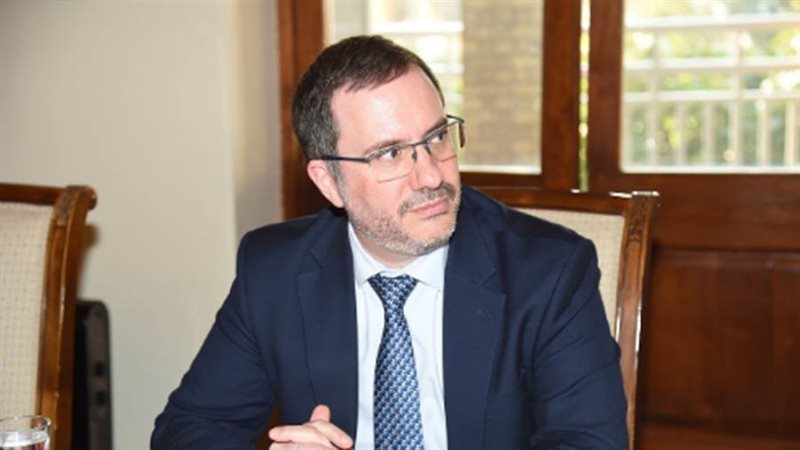 السفير البريطاني