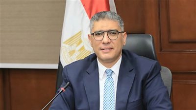 محافظ الجيزة: إنشاء إدارة للأسواق لضبط المنظومة وتعزيز الرقابة والقضاء على العشوائية