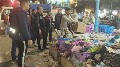 مدينة مرسى مطروح تشن حملات على الباعة الجائلين والمحال بشارع إسكندرية وحي الشروق 